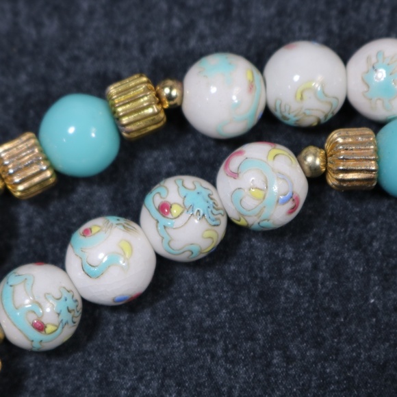 vintage hand painted glass beaded necklace - Picture 11 of 12